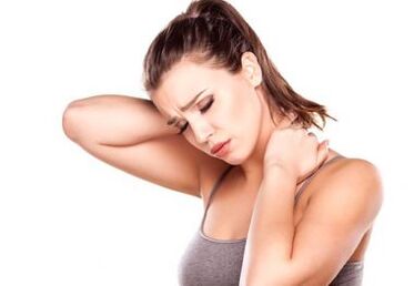stuhnutosť pohybov krku s osteochondrózou