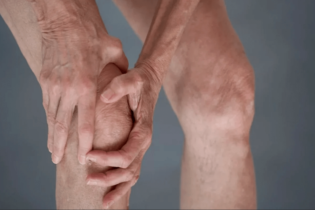 bolesť kĺbov môže byť príčinou artrózy alebo artritídy